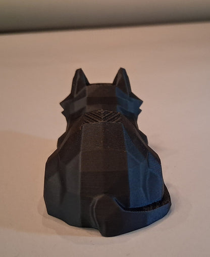 Small Low Poly Loafing Cat