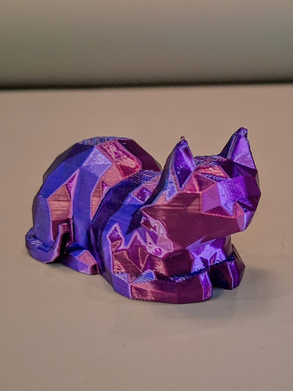 Small Low Poly Loafing Cat